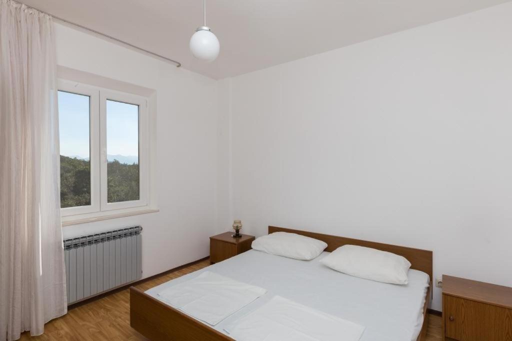 Rooms Villa Basica Saplunara Rum bild