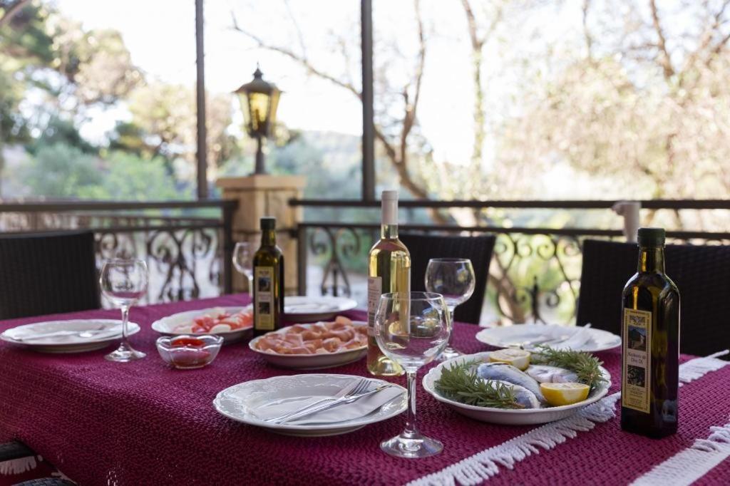 Rooms Villa Basica Saplunara Rum bild